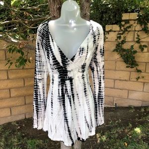 Gorgeous Tie Dye Blk-Wht Top/Dress !!